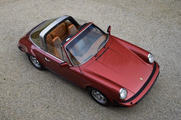 PORSCHE 911 2.7 TARGA