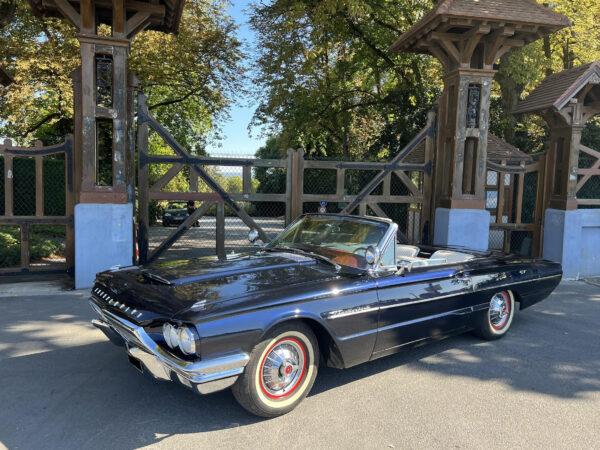 FORD THUNDERBIRD 1964 CONVERTIBLE