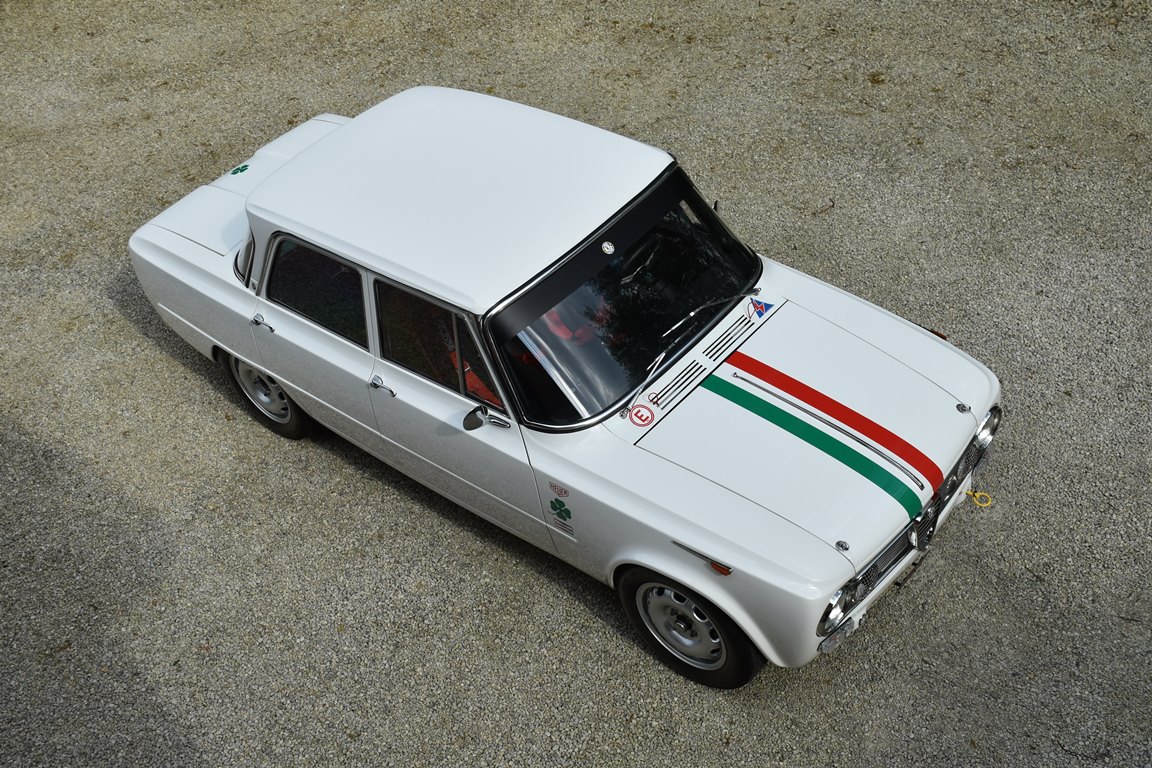 ALFA ROMEO GIULIA TI SUPER AVEC PTH FIA