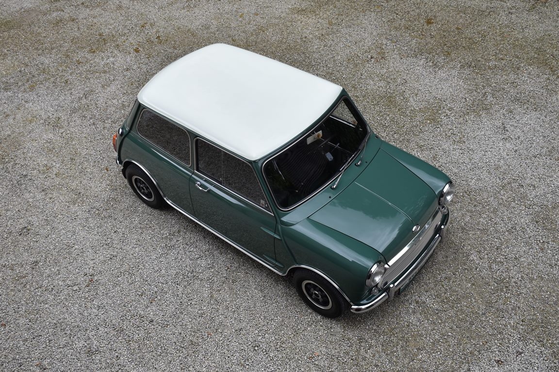 MORRIS MINI MK2 COOPER S EN ÉTAT D'ORIGINE ET PREMIER PEINT