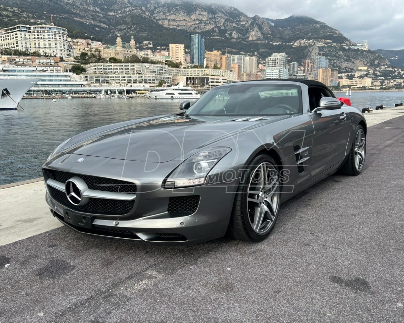 MERCECES AMG SLS 63 ROADSTER