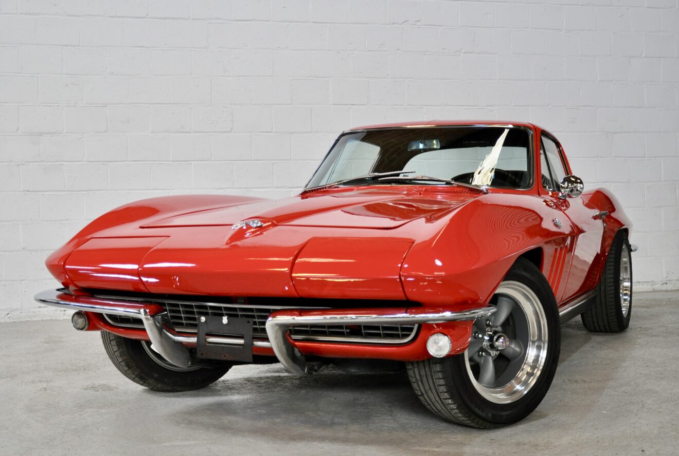 CHEVROLET CORVETTE C2 STINGRAY'S COUPÉ 5.4 V8 300CV * BV MANUELLE *