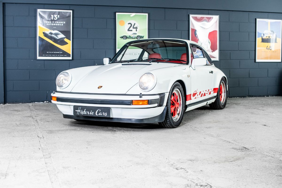PORSCHE 911 CARRERA 3.0L