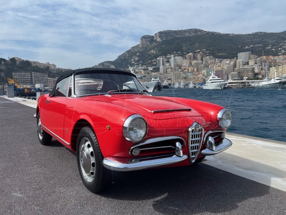 ALFA ROMEO GIULIA SPIDER VELOCE