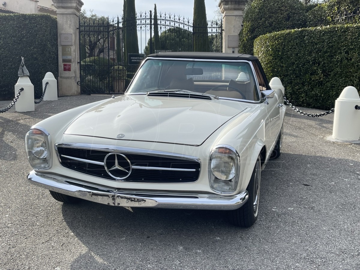MERCEDES 280 SL PAGODE