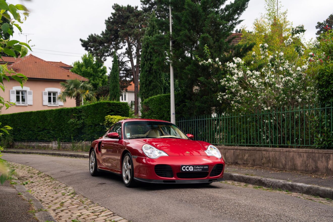 PORSCHE 911 TYPE 996 TURBO COUPE