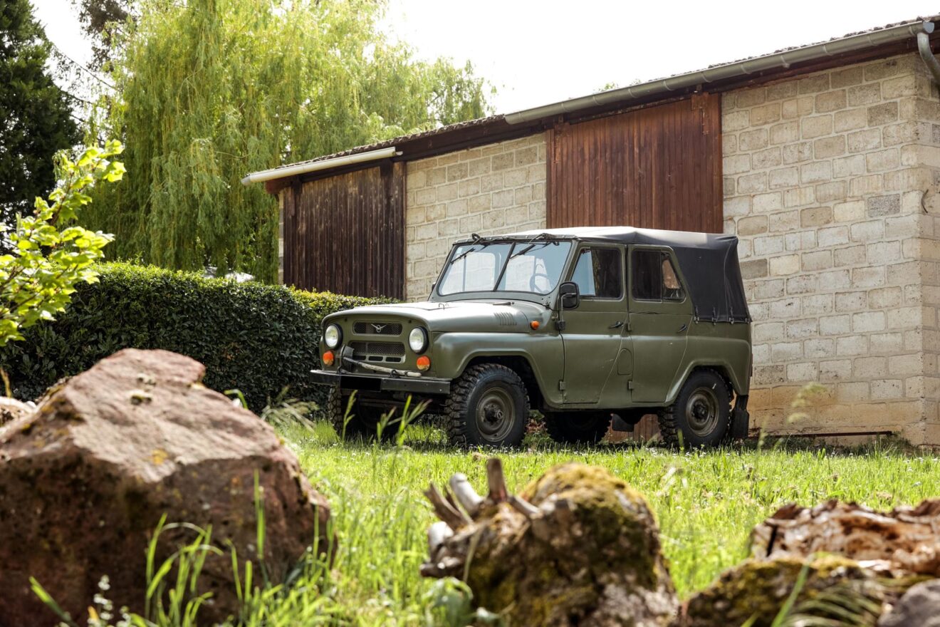 UAZ 469B
