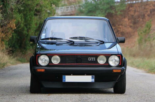 VOLKSWAGEN GOLF GTI 1600