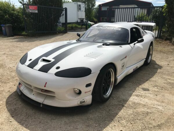 DODGE VIPER GTS RACING