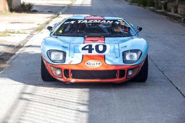 FORD GT 40 CONTINUATION