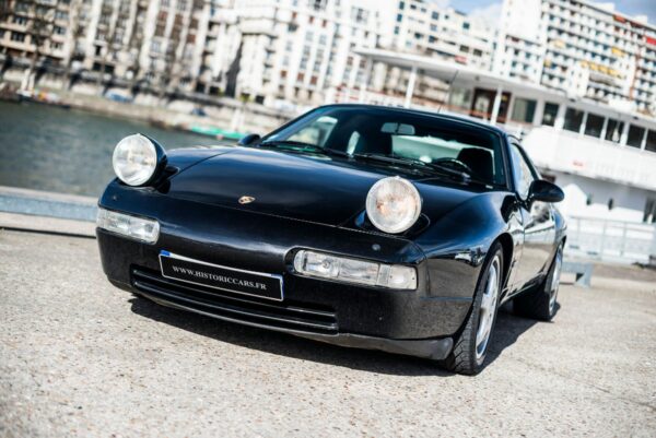 PORSCHE 928 GTS