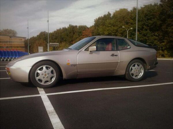 PORSCHE 944 TURBO CUP S