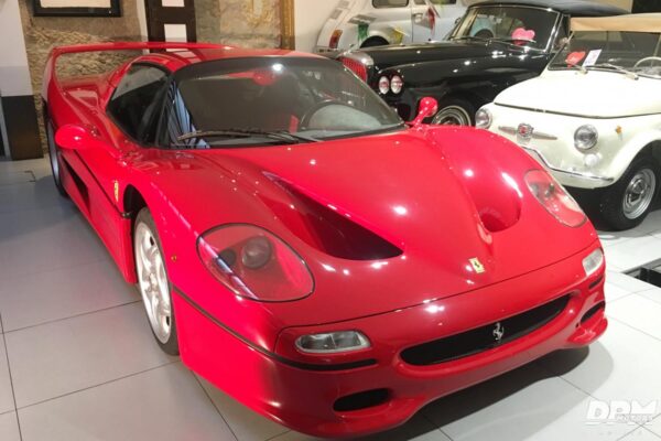 FERRARI F50 1997