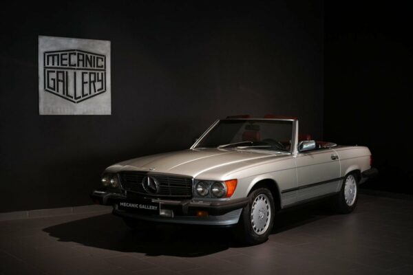 MERCEDES-BENZ 560 SL 1986