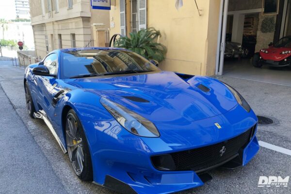 FERRARI F12 TOUR DE FRANCE