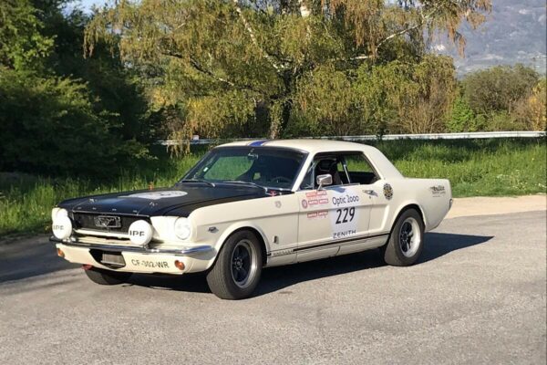 FORD MUSTANG 289 GT FIA