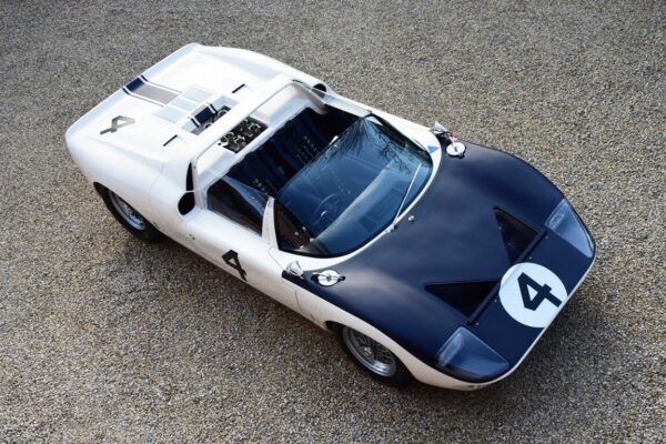 FORD GT40 ROADSTER
