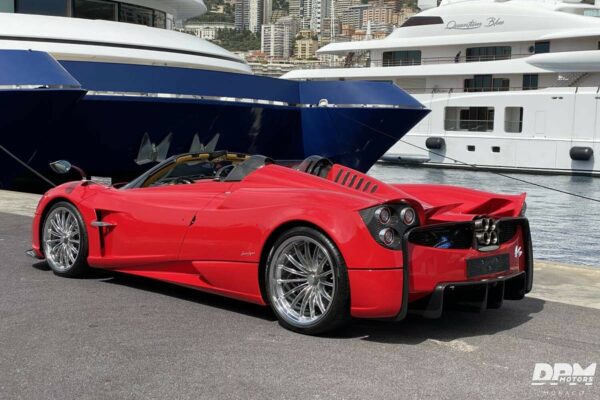 PAGANI HUAYRA ROADSTER