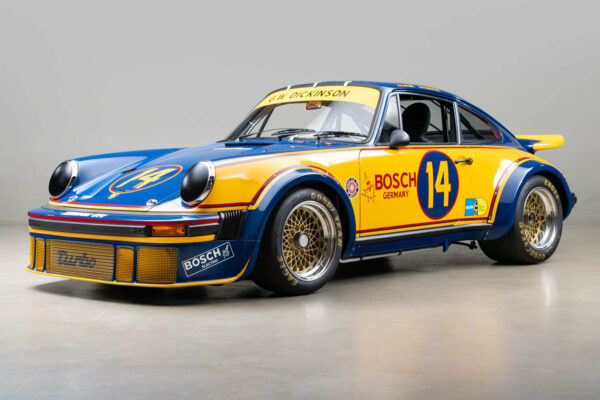 PORSCHE 934