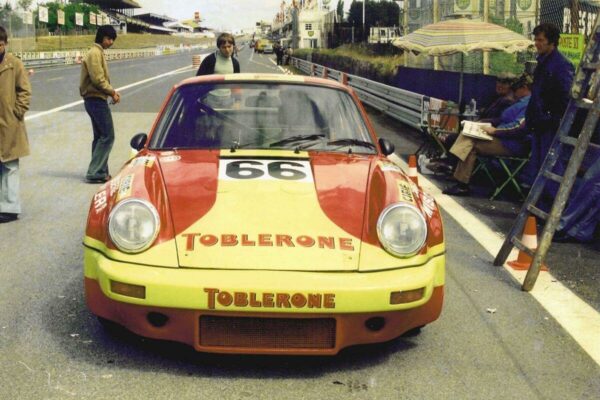 PORSCHE 9/11 3.0L RSR "TOBLERONE"