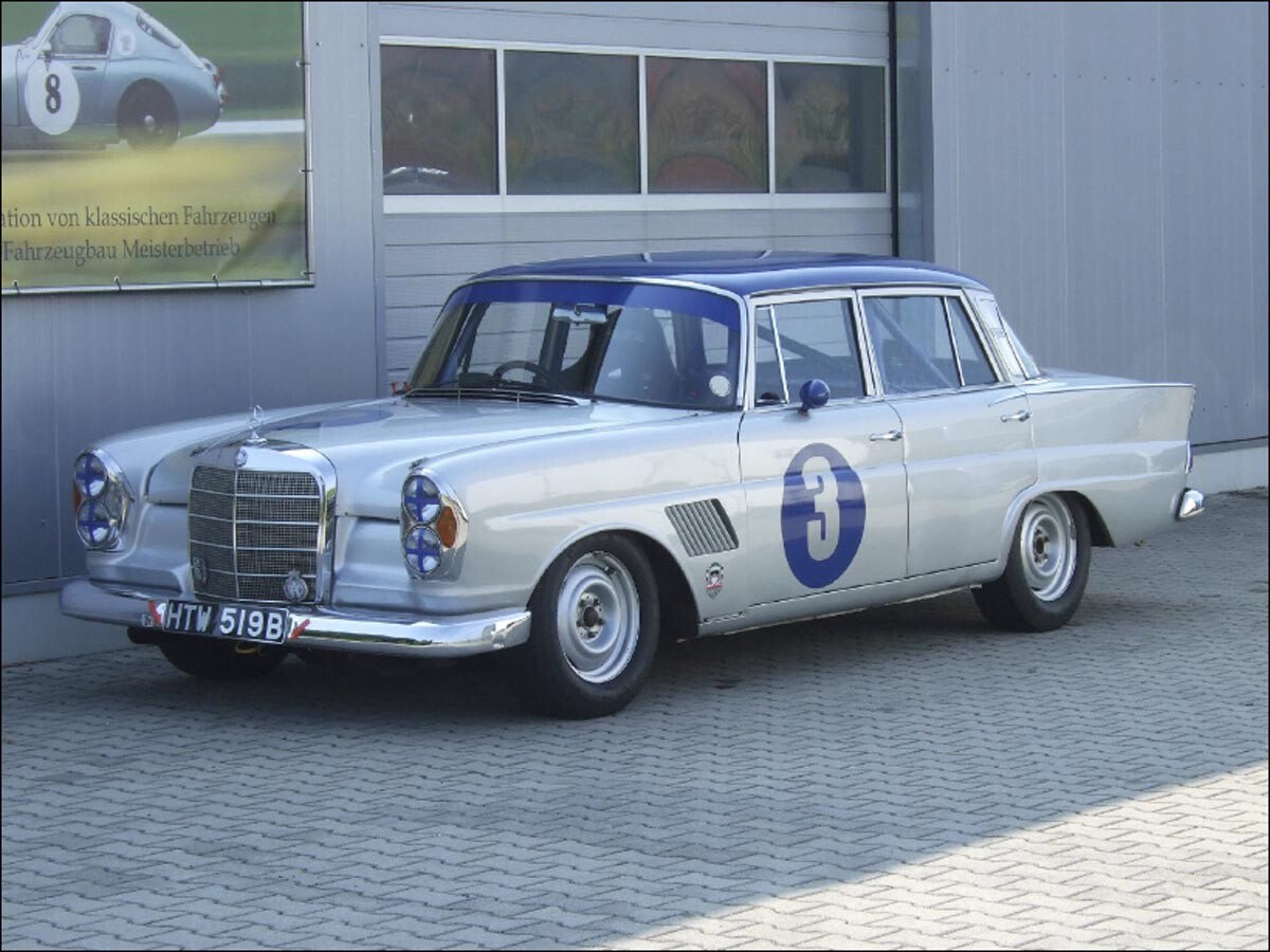 MERCEDES 300 SE