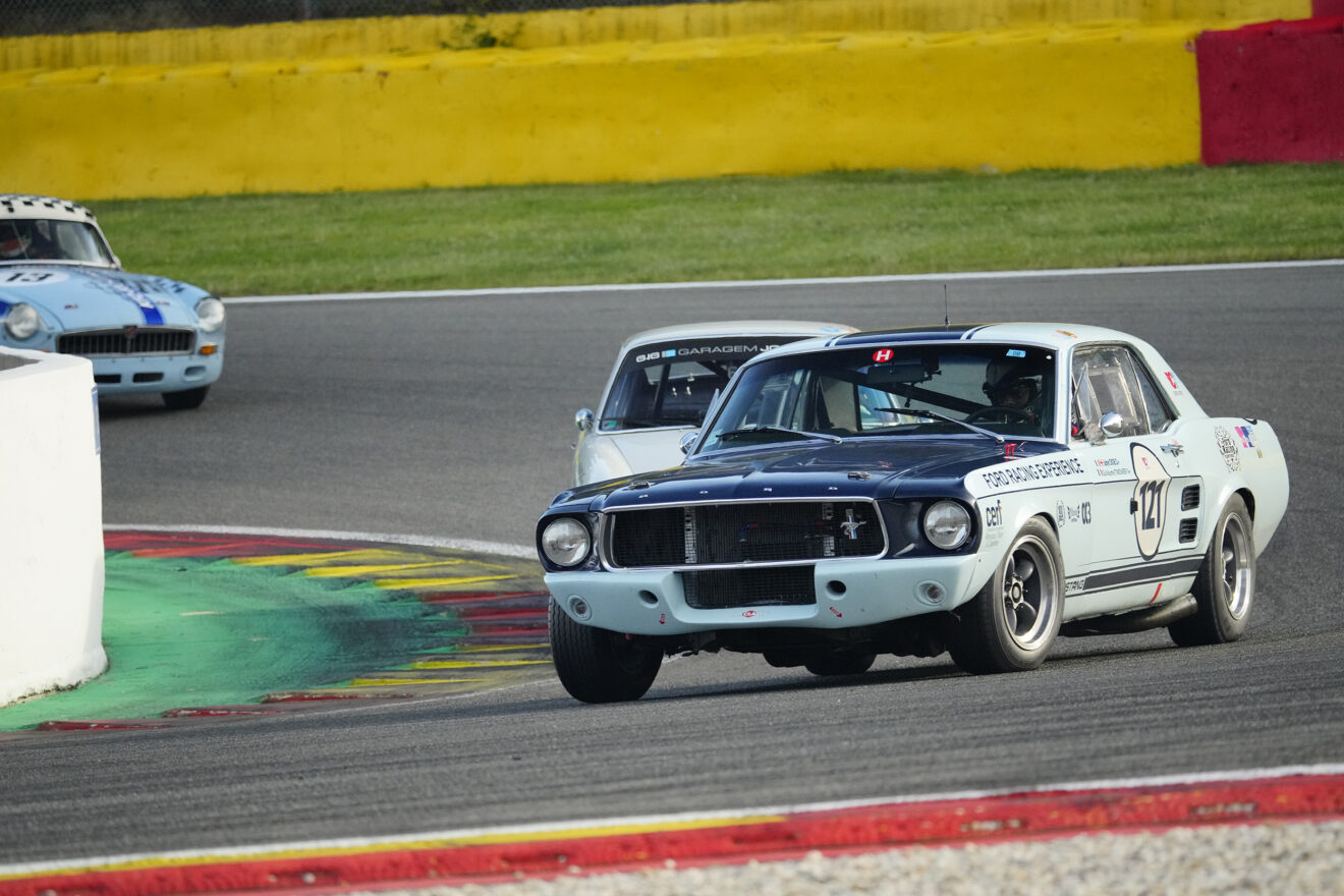 FORD MUSTANG COUPE 1967 VHRS FIA