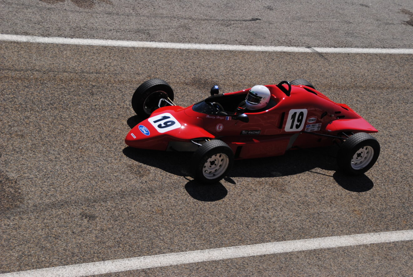 RONDEAU M585 FF 1600