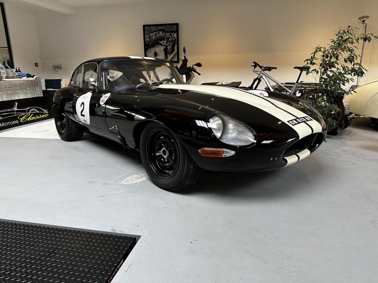 JAGUAR TYPE E COUPE FIA LHD