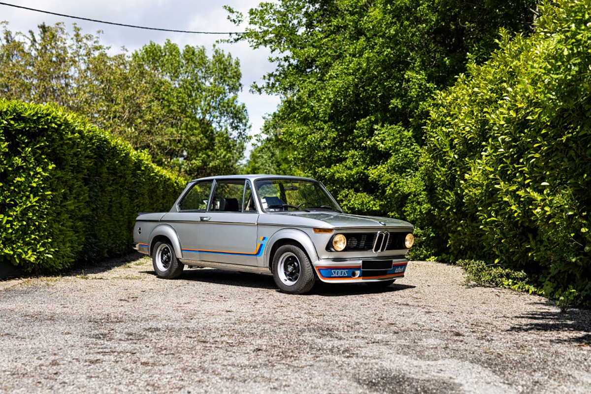 BMW 2002 TURBO
