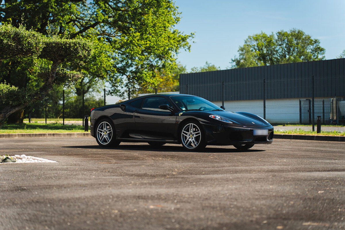 FERRARI F430 COUPE